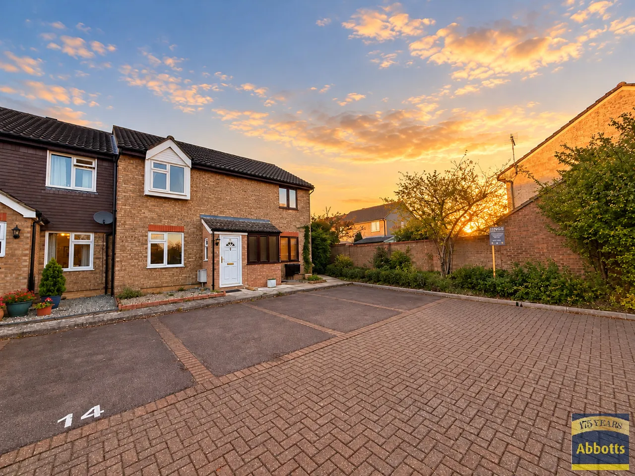 2 bed house to rent, Beard Road, Bury St Edmunds, IP32