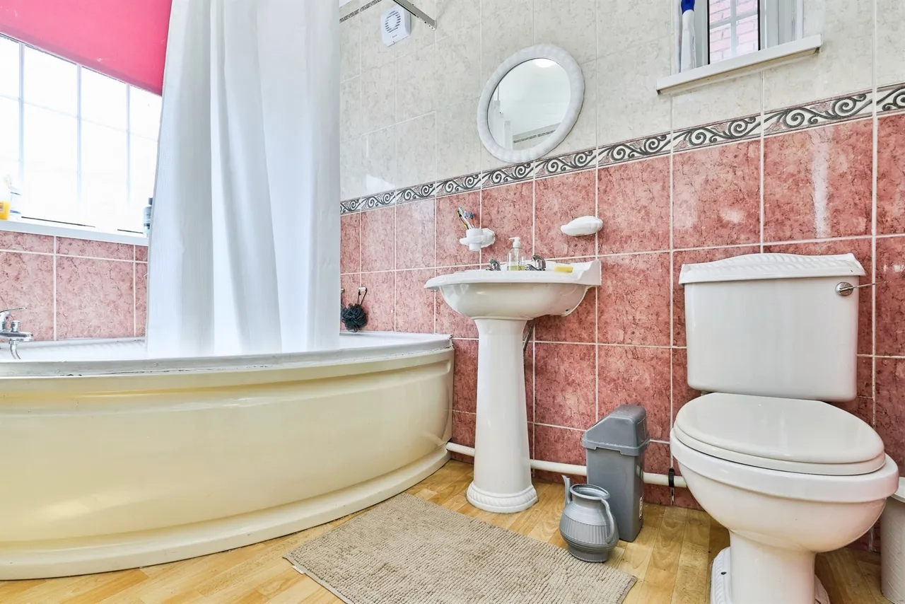 Dudley Walk, Goldthorn, WV4, photo 11