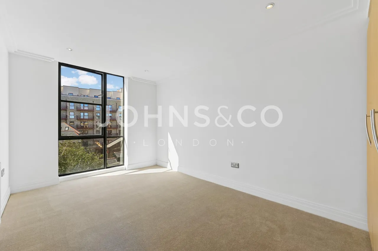 Ferry Quays, Brentford, TW8, photo 6