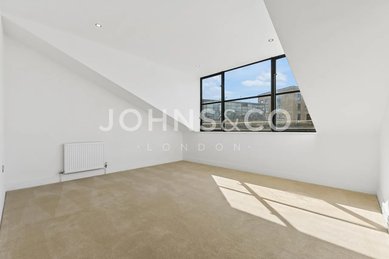 Ferry Quays, Brentford, TW8, photo 4