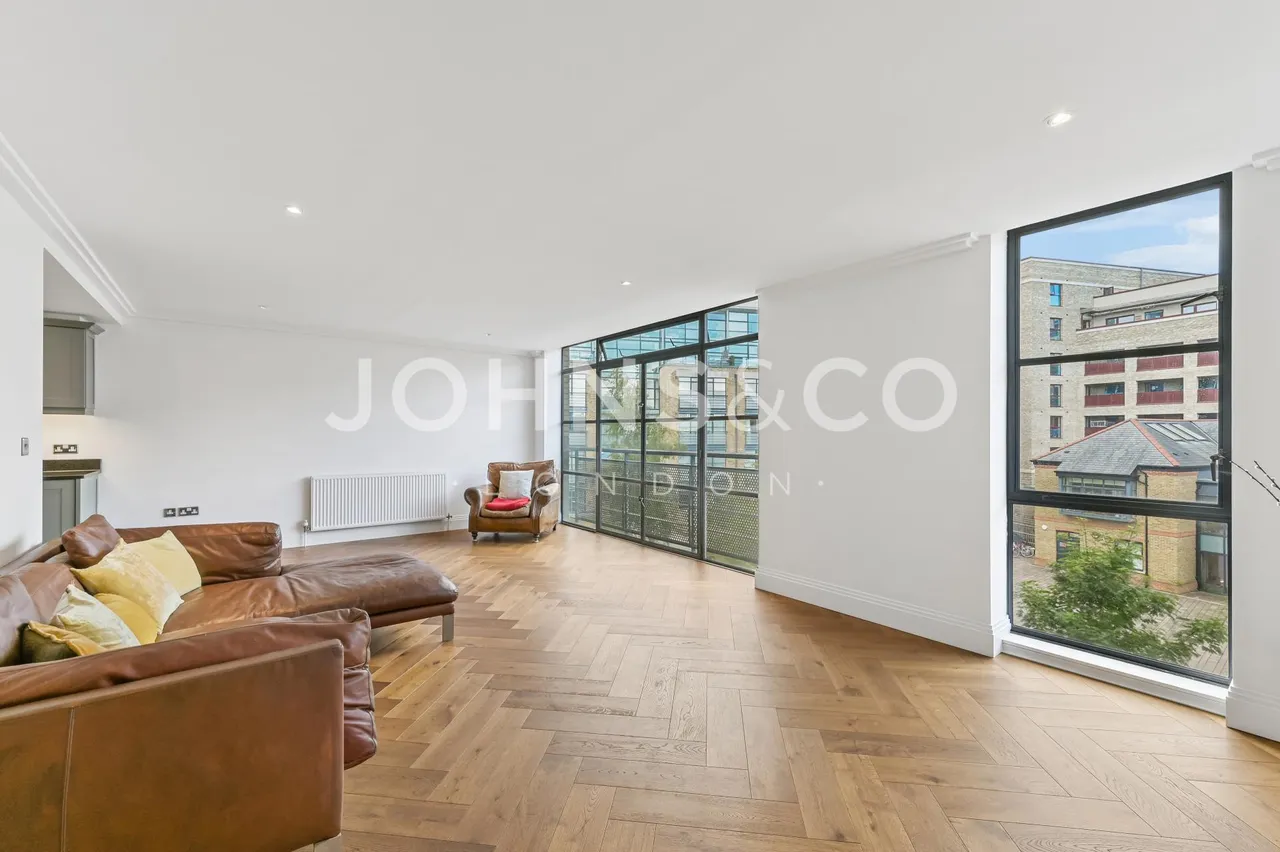 Ferry Quays, Brentford, TW8, photo 2