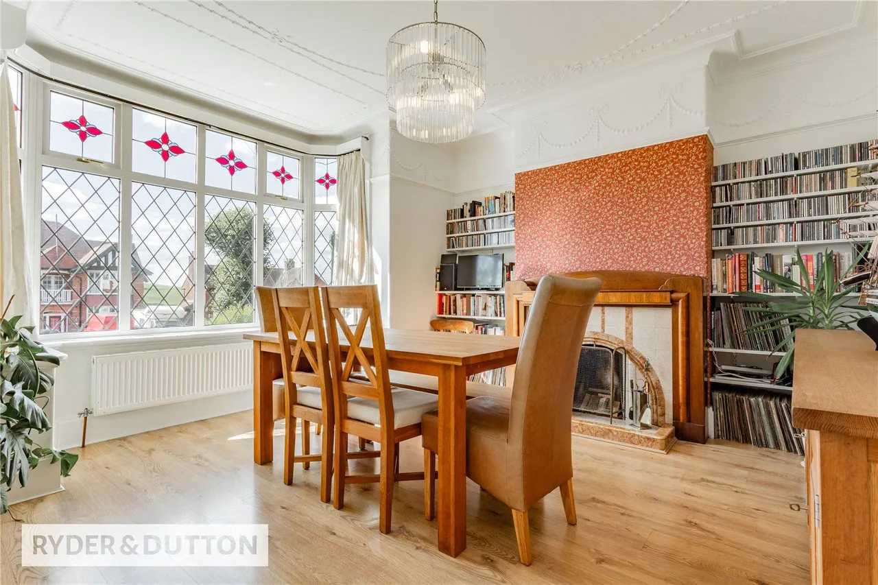 Oldham Road, Thornham, OL16, photo 9