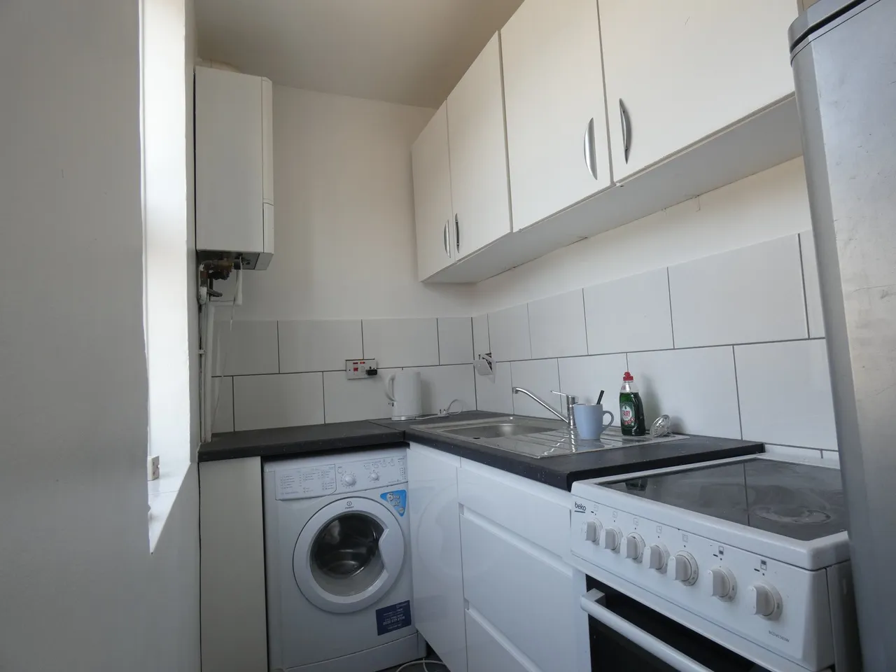 Greenford Avenue, Hanwell, W7, photo 3