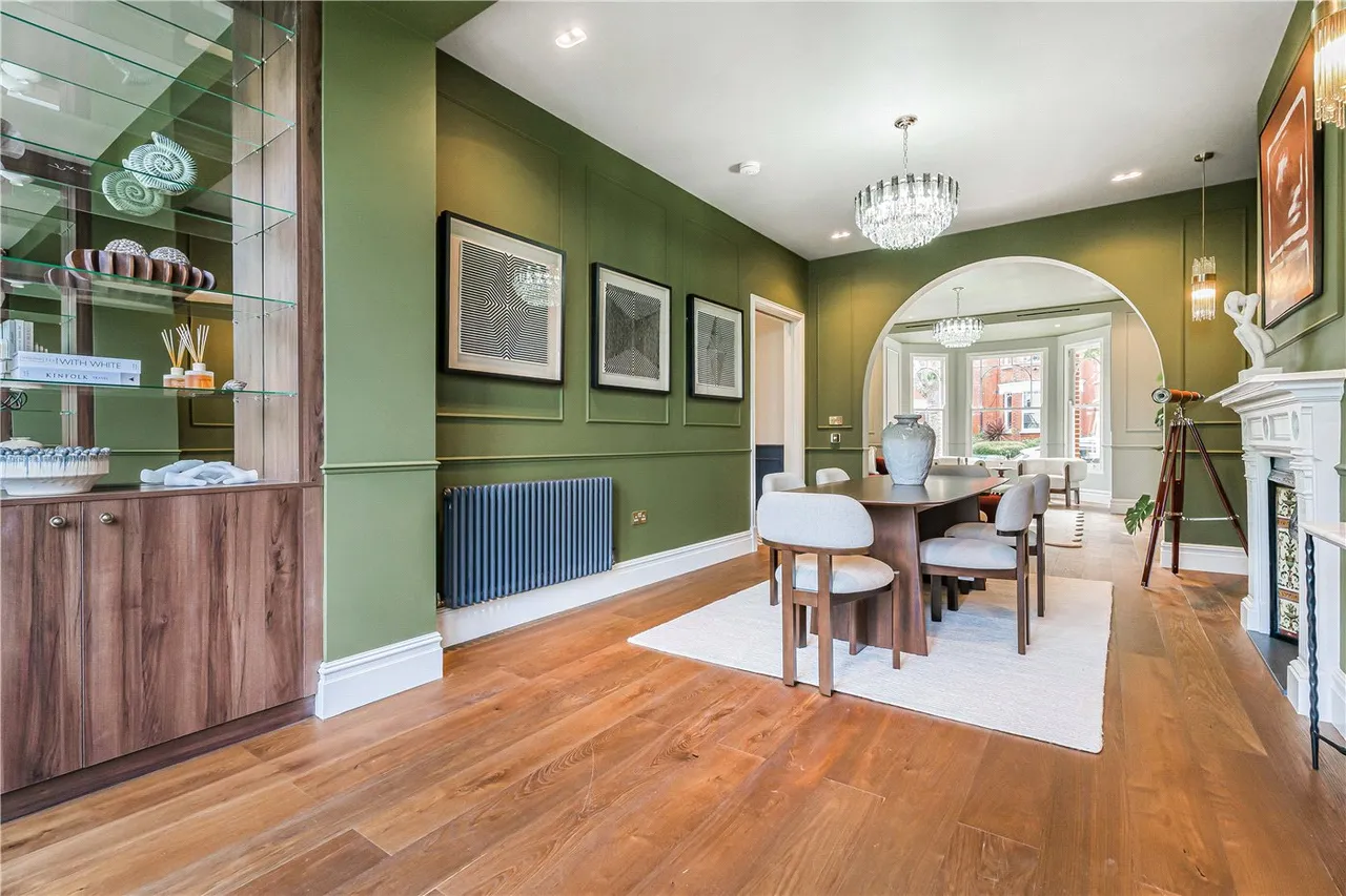 Stapleton Hall Road, London, N4, photo 8
