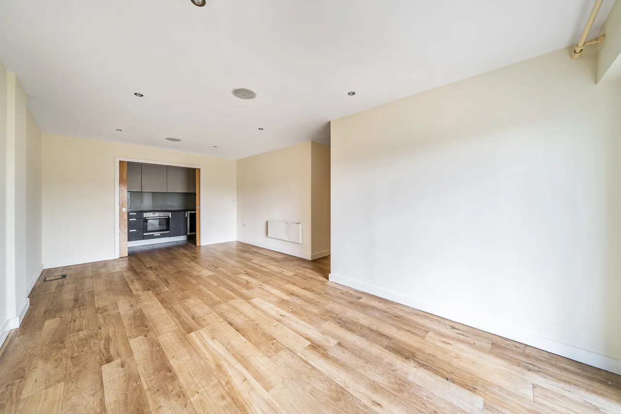 45 Eldon House, 52 Aerodrome Road, London, photo 4