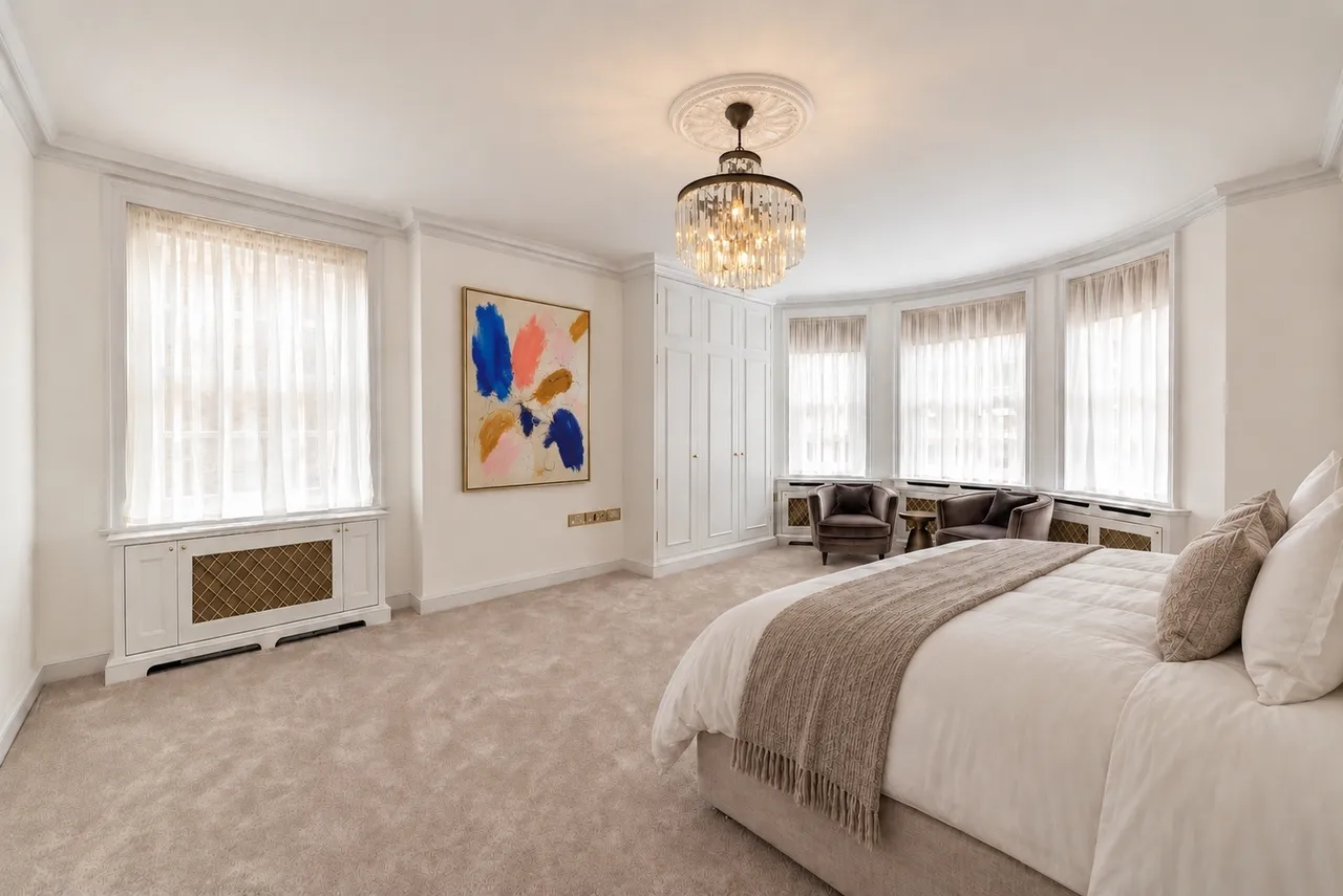 Upper Brook Street, London, W1K, photo 15