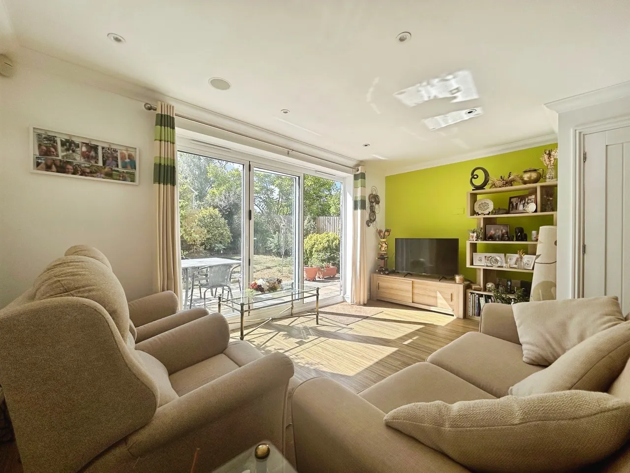 Beechcrest View, Hook, Hampshire, RG27 9RF, photo 4