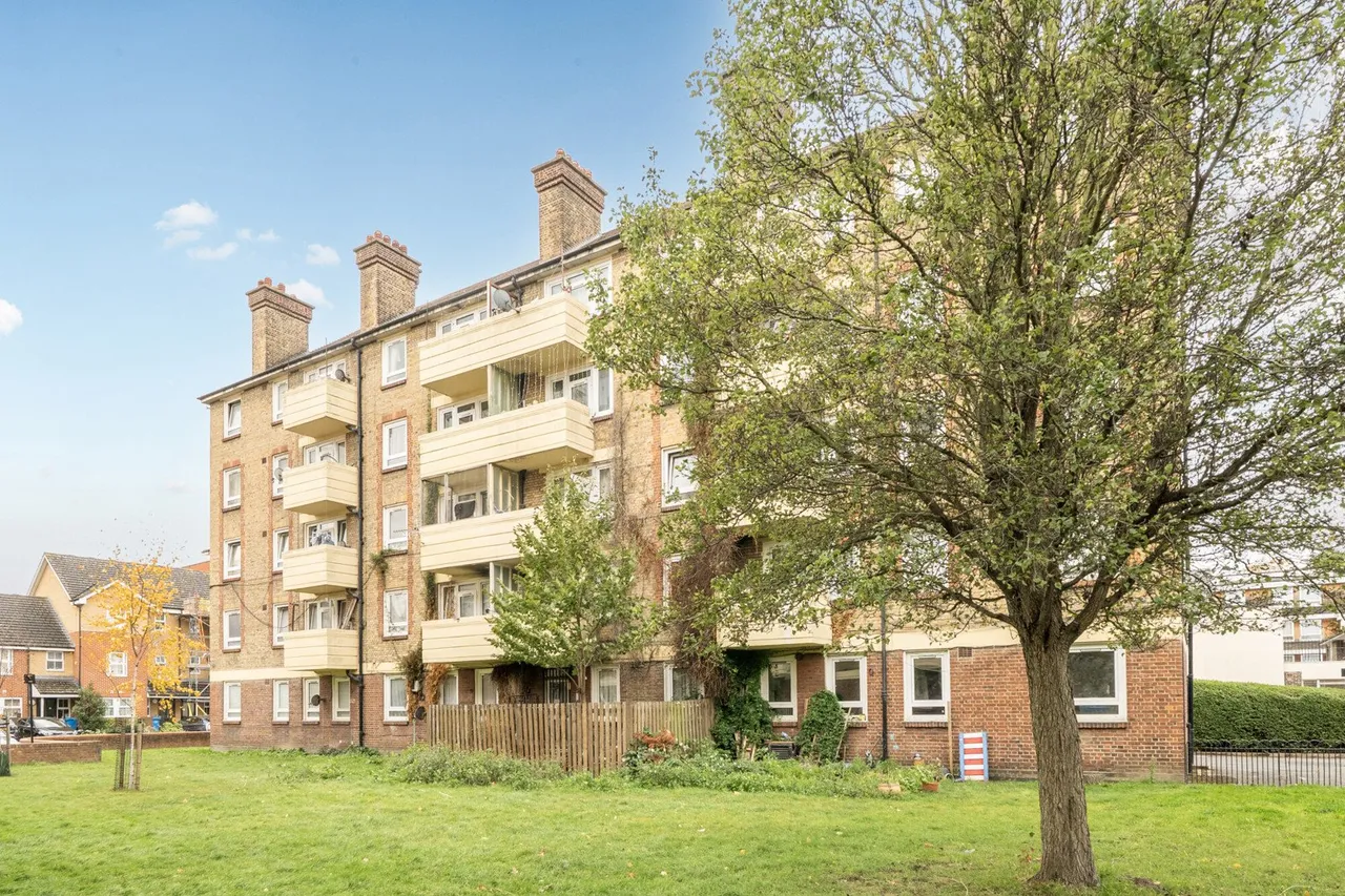 Wyndham Road, SE5, photo 13