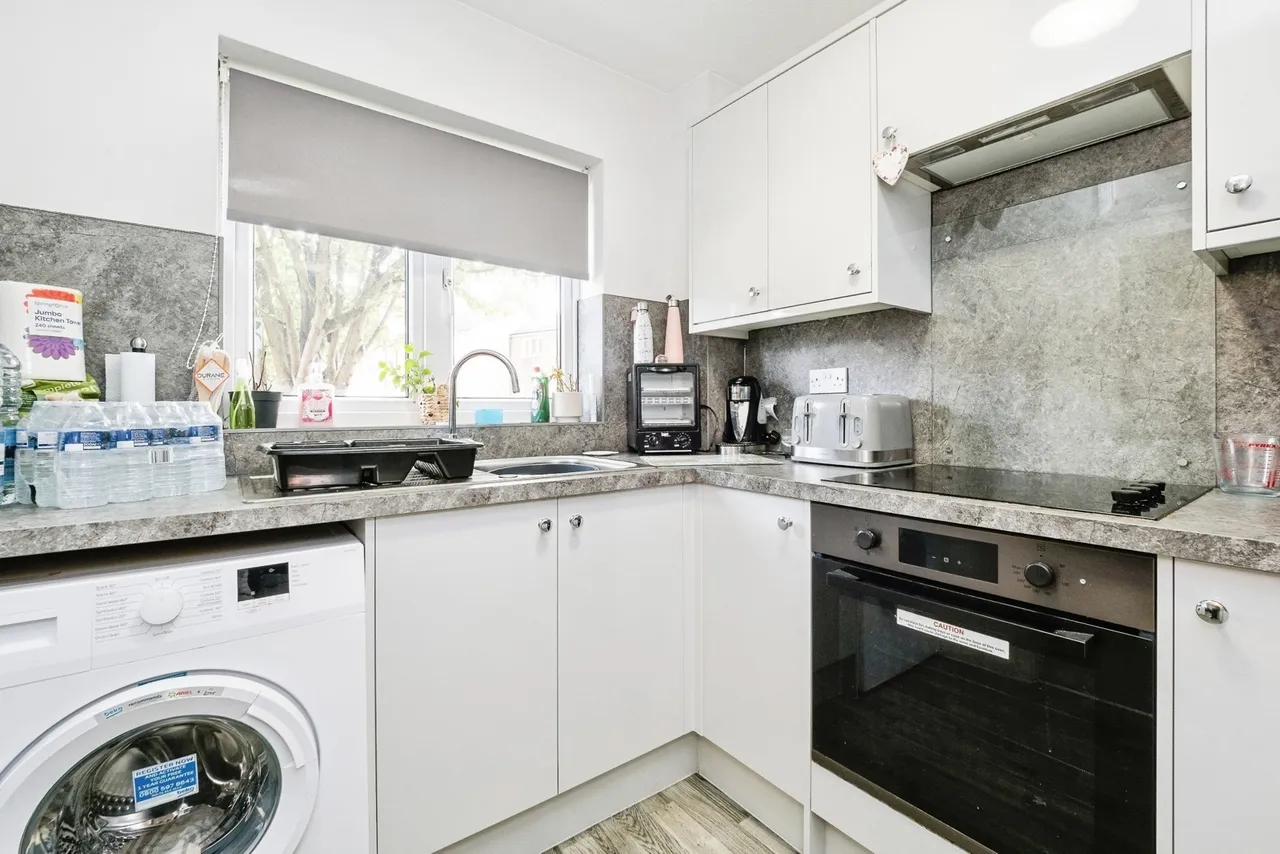 Tyssen Place, South Ockendon, Essex, RM15, photo 17