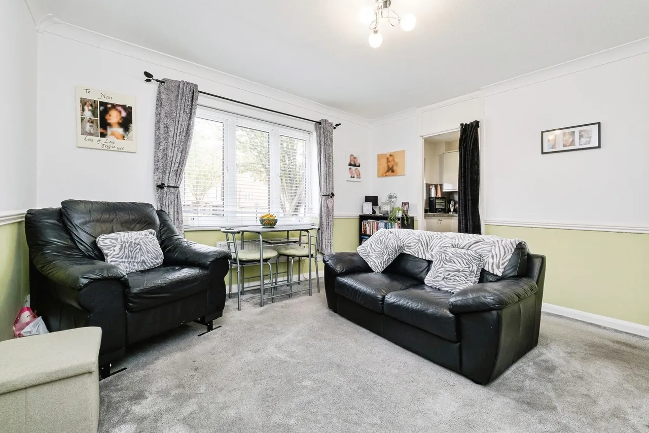Tyssen Place, South Ockendon, Essex, RM15, photo 8