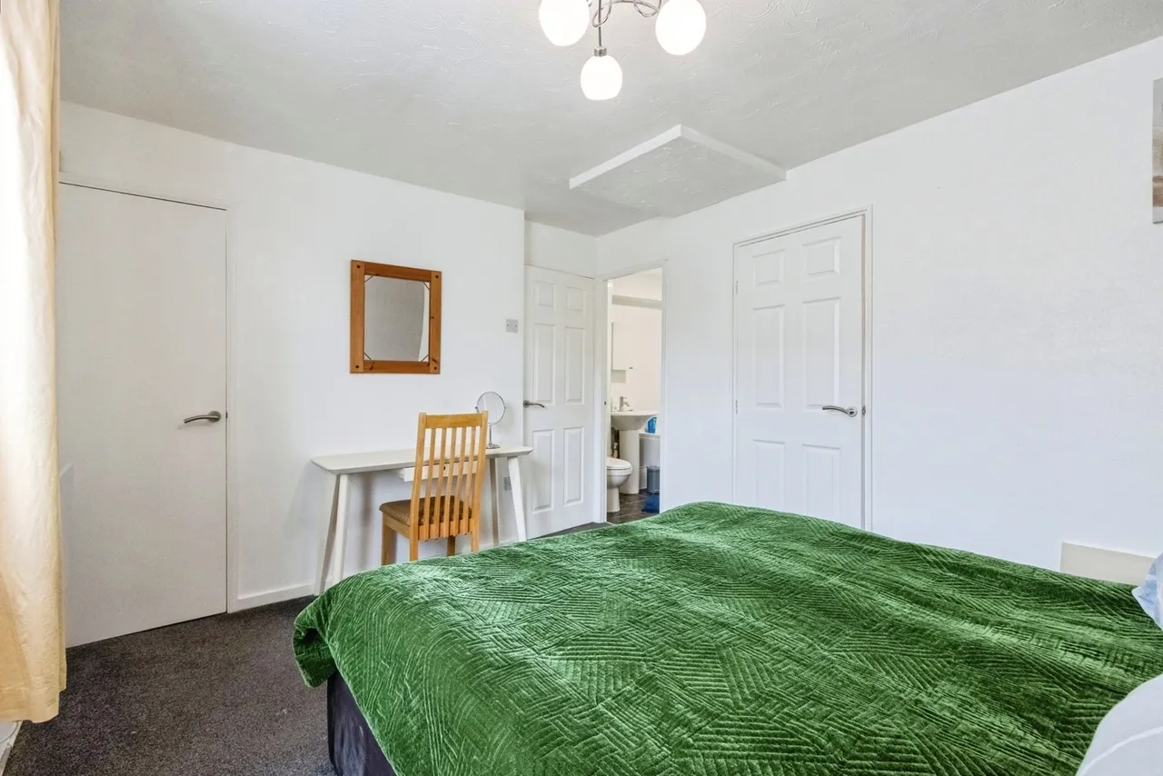 Dickinson Court, Wakefield, West Yorkshire, WF1, photo 9
