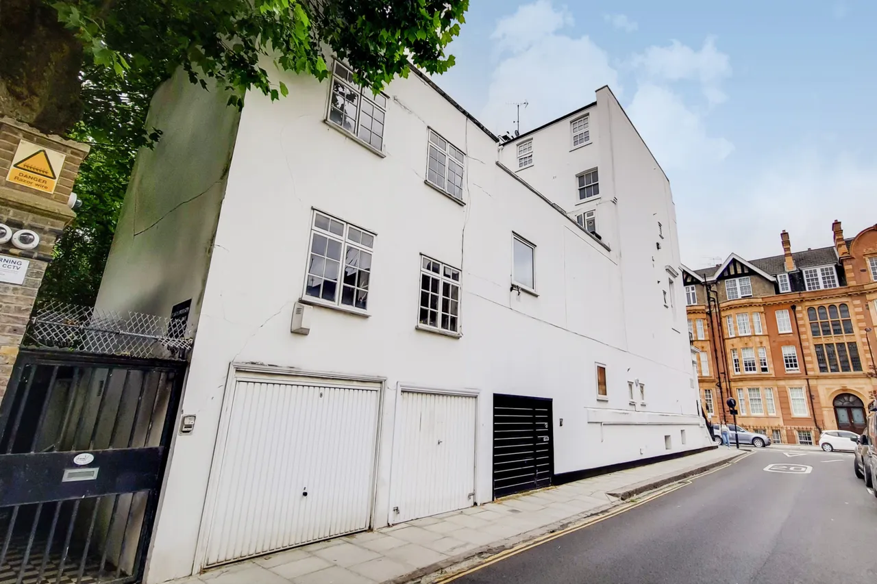28 Logan Place, London, photo 5