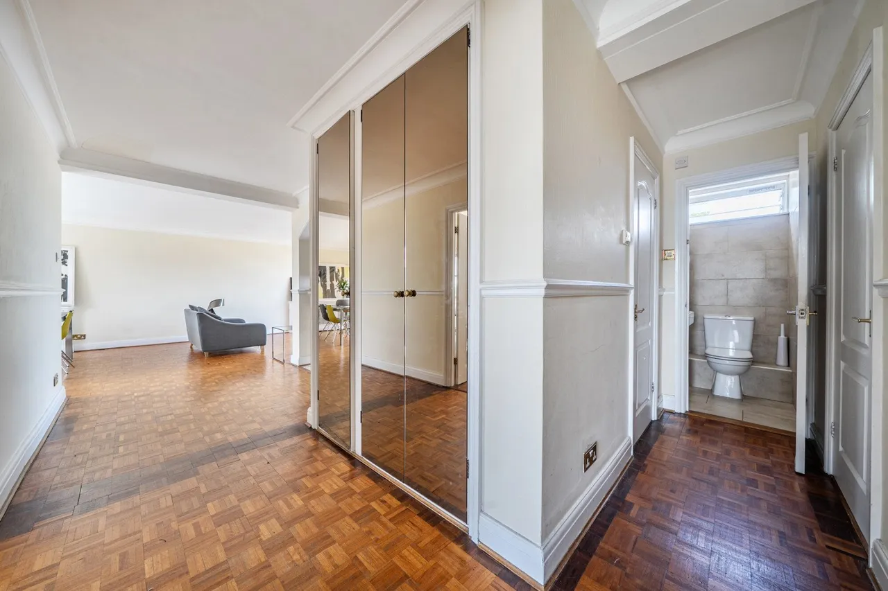 South Row, London, SE3, photo 20