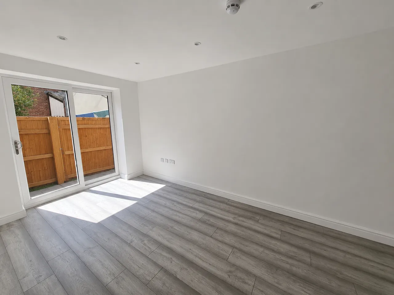 Flat 1, Peveril Street, NG7, photo 4