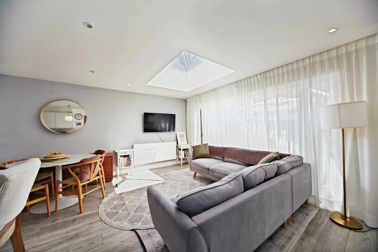 Juniper Gardens, Streatham, SW16, photo 6