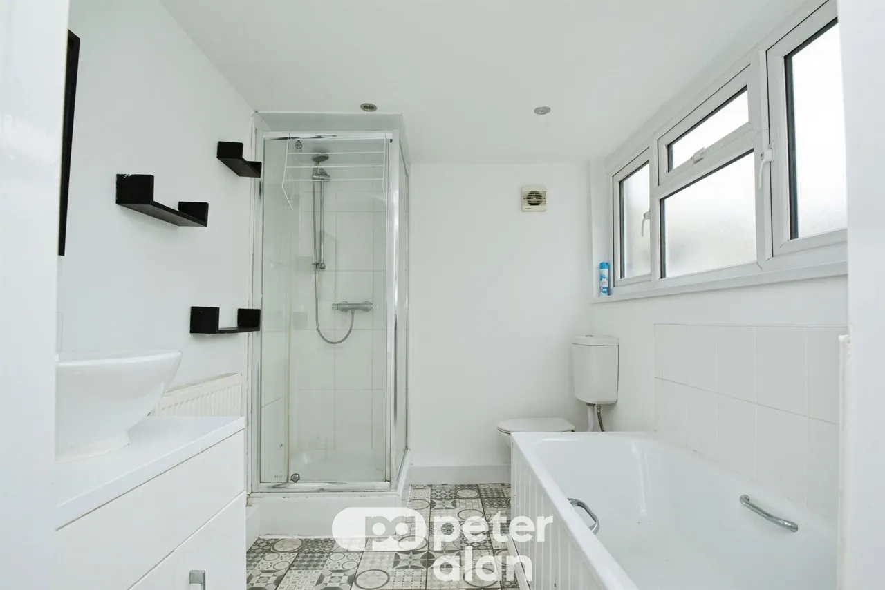 Ton Mawr Road, Pontypool, NP4, photo 10