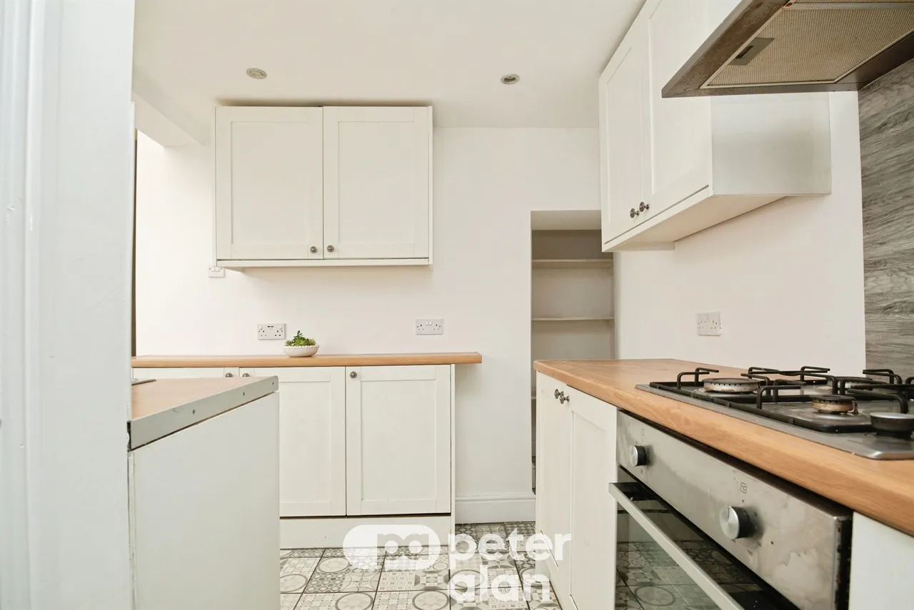 Ton Mawr Road, Pontypool, NP4, photo 4