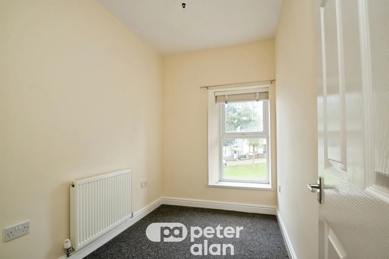 Ton Mawr Road, Pontypool, NP4, photo 12