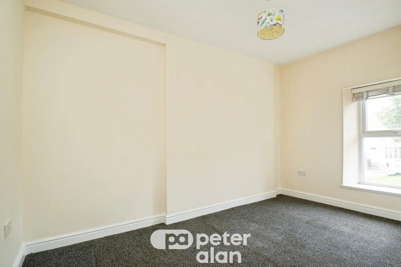 Ton Mawr Road, Pontypool, NP4, photo 14
