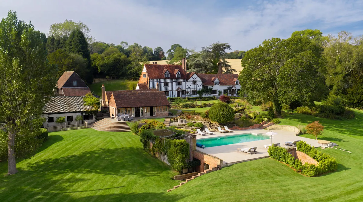 9 bed house for sale, Hartfield Road, Edenbridge, TN8