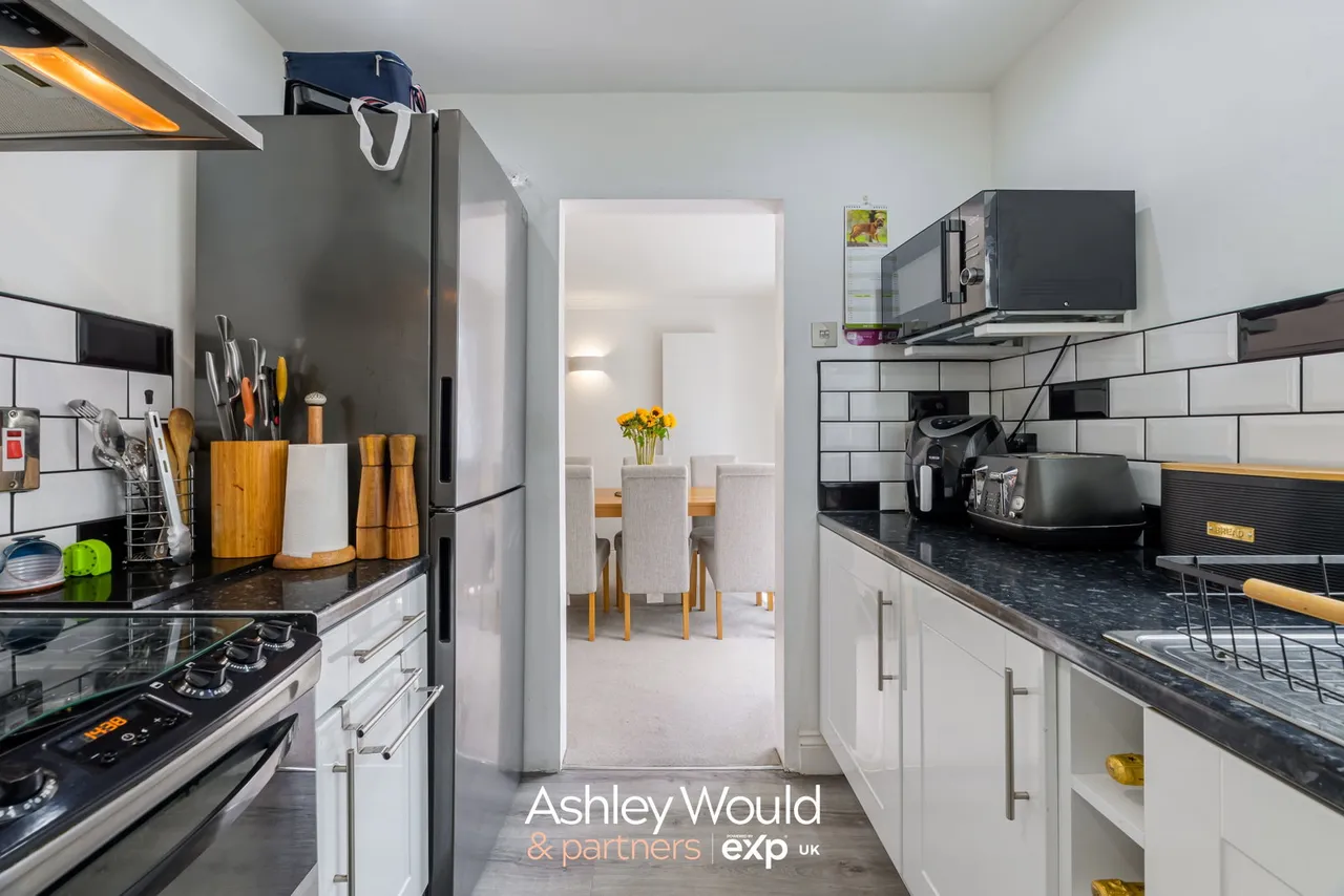 Lyall Gardens, Rednal, Birmingham, B45, photo 4