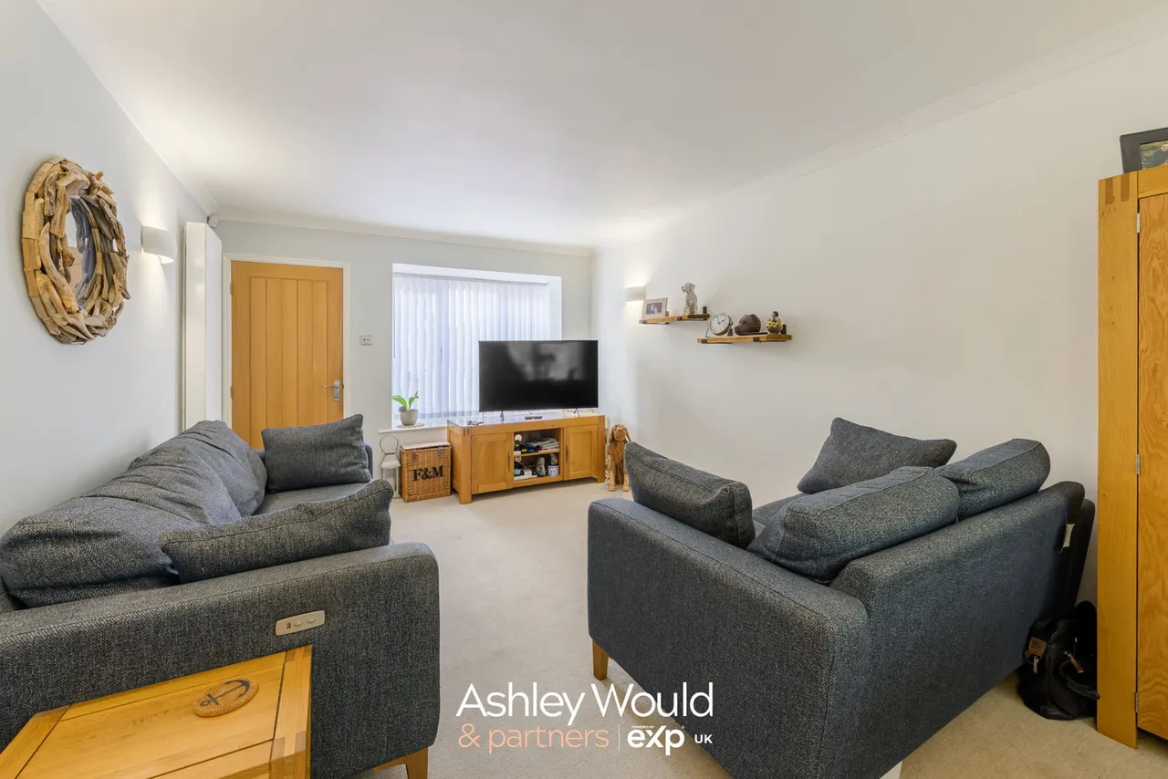 Lyall Gardens, Rednal, Birmingham, B45, photo 6