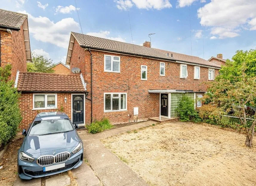 4 bed house for sale — Churchfields Avenue, Feltham, TW13