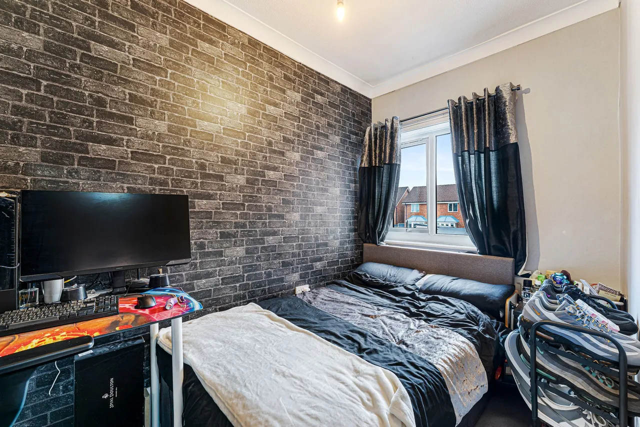 Derby Road, Widnes, Widnes, WA8 3UF, photo 16