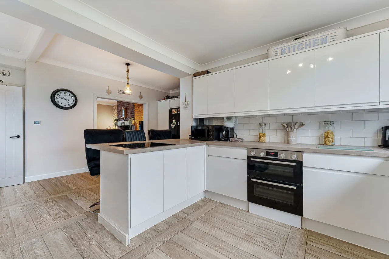 Derby Road, Widnes, Widnes, WA8 3UF, photo 3