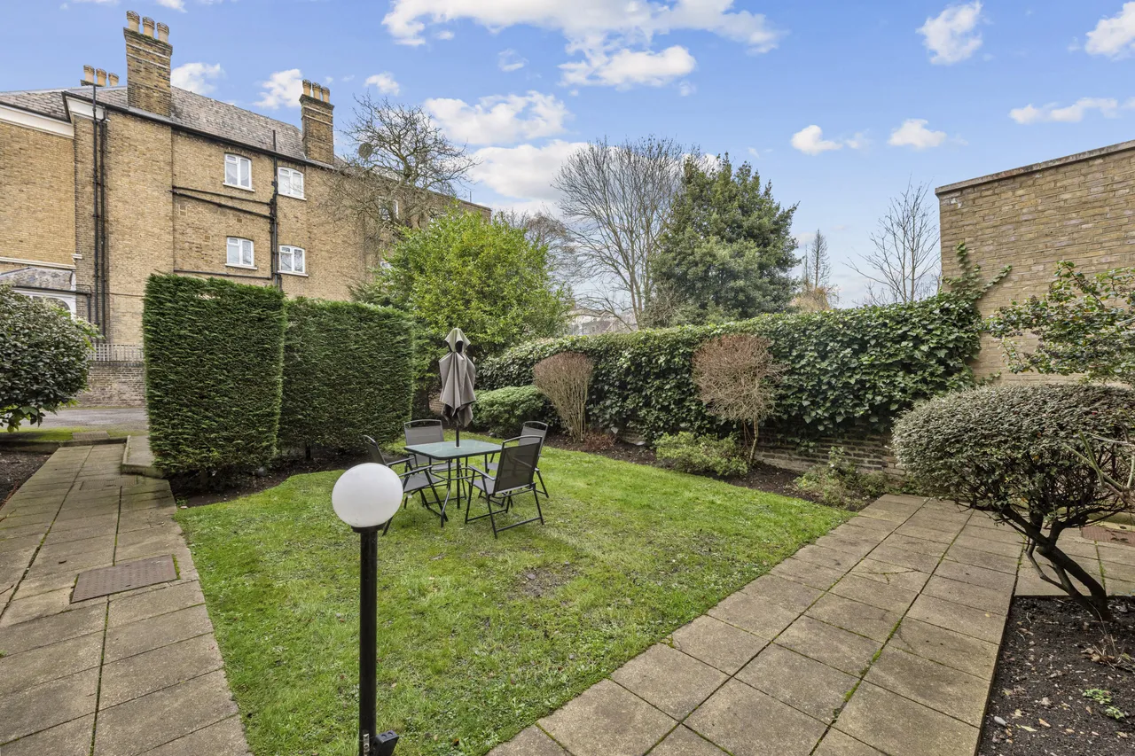 Priory Road, London, NW6, photo 4