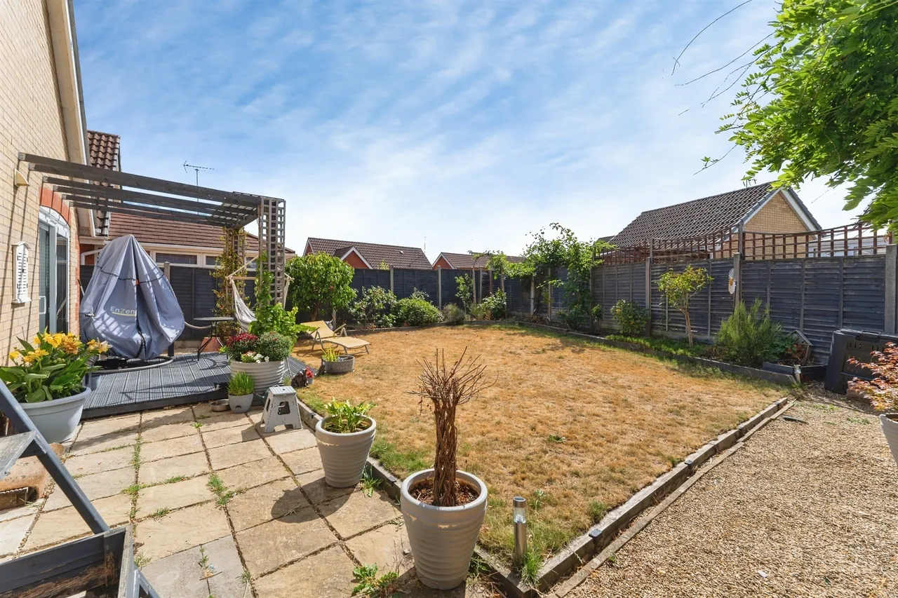 Landau Way, March, PE15, photo 10