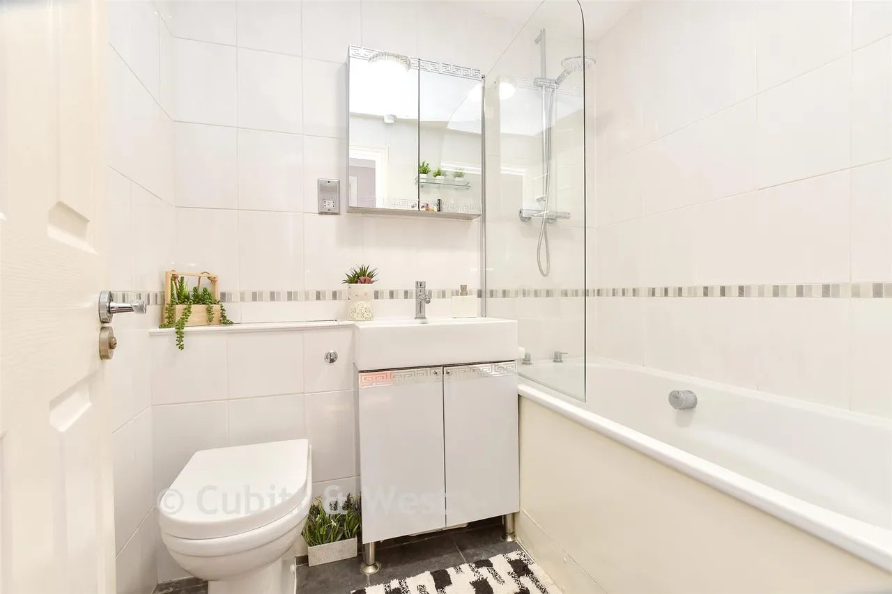 Kirk Rise, Sutton, SM1, photo 9