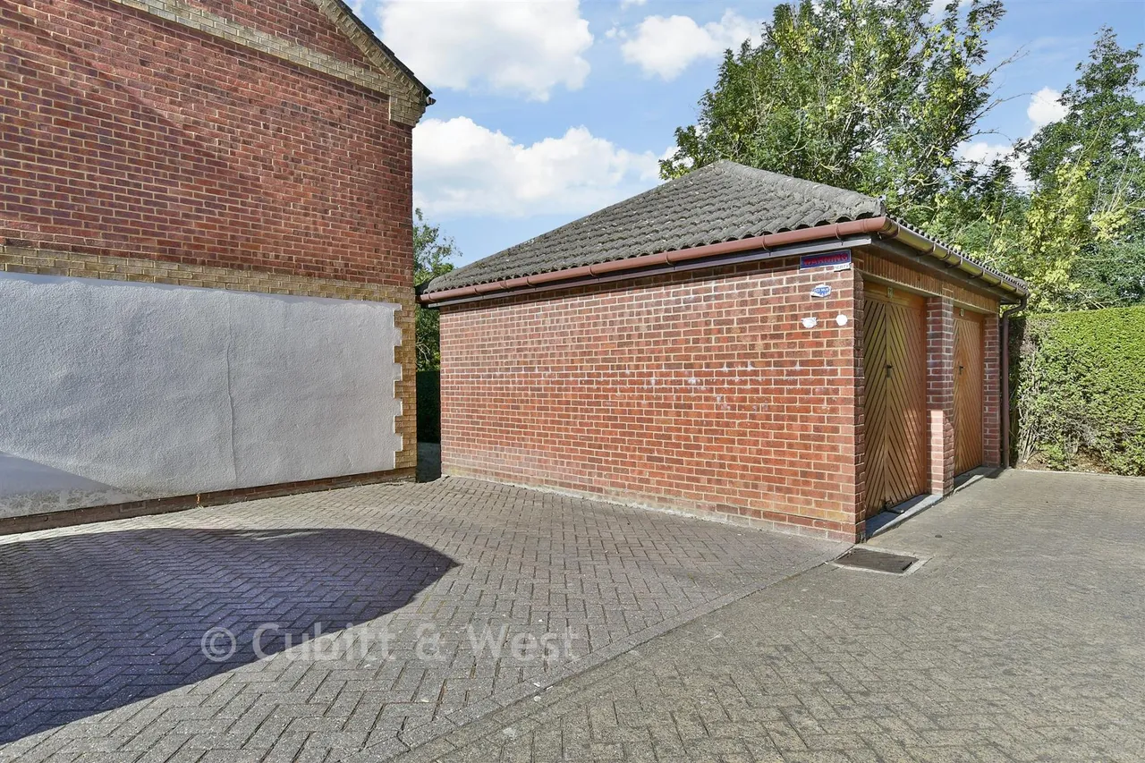 Kirk Rise, Sutton, SM1, photo 12