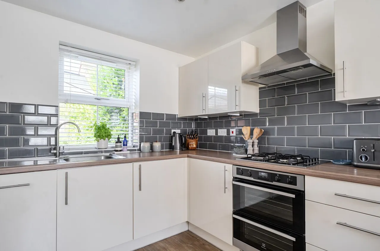 Toop Gardens, Aldingbourne, PO20, photo 9