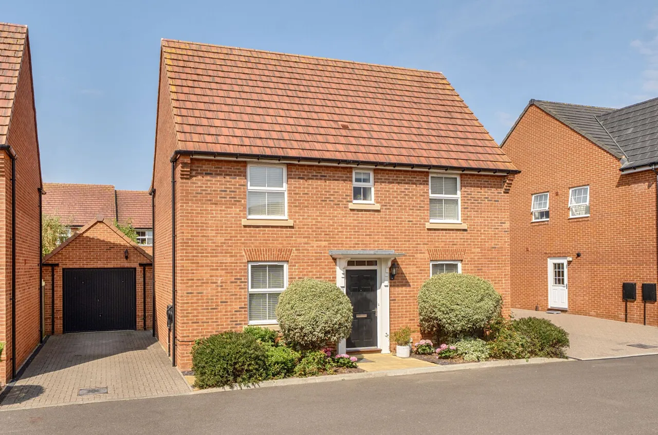 3 bed property for sale, Toop Gardens, Aldingbourne, PO20