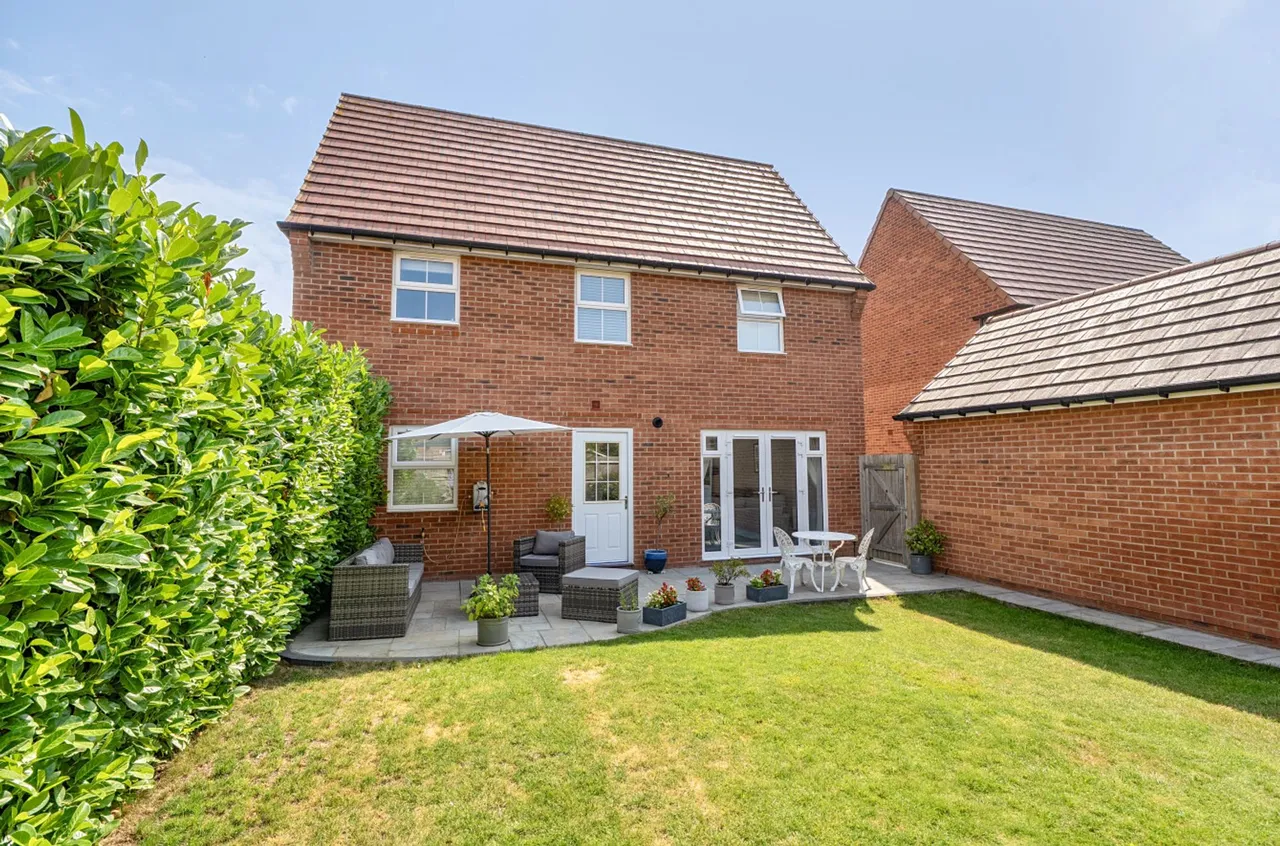 Toop Gardens, Aldingbourne, PO20, photo 21