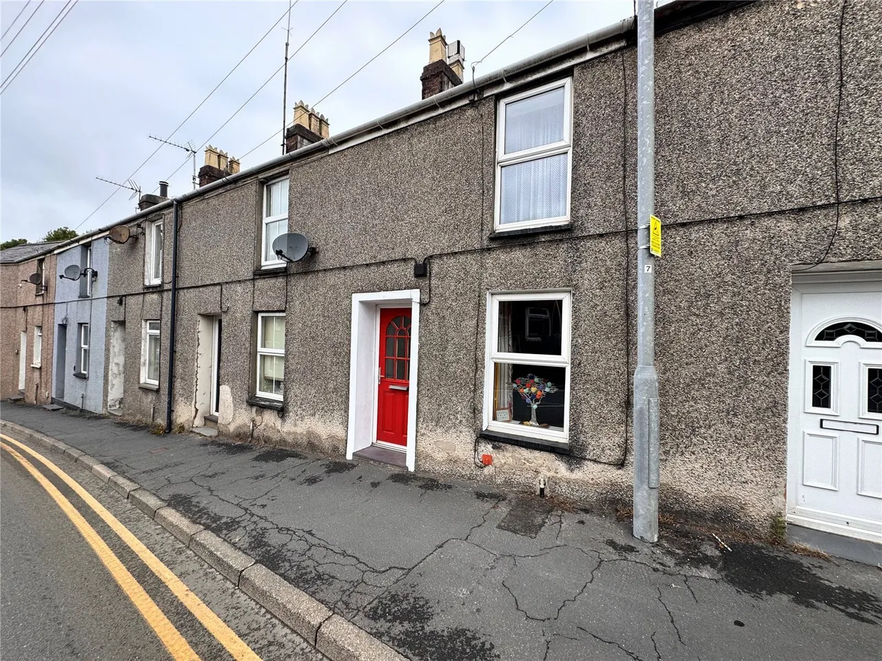 2 bed house for sale, Caernarvon Road, Pwllheli, LL53