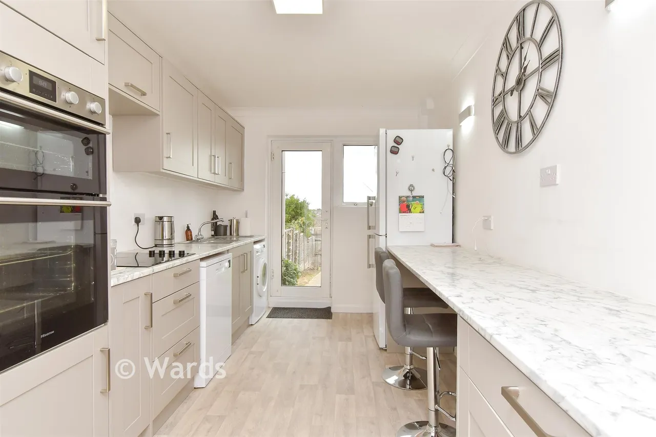 Clive Road, Sittingbourne, ME10, photo 2
