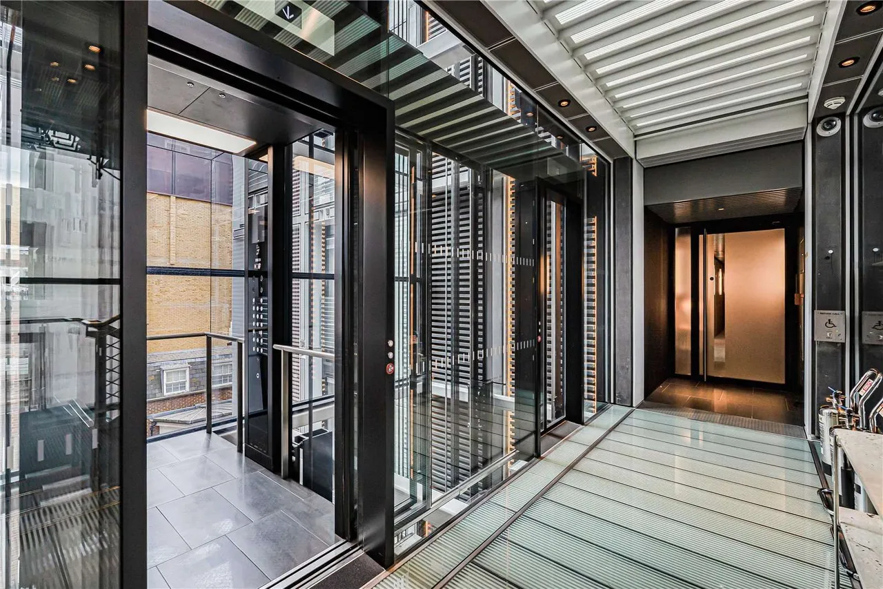Hanover Square, Mayfair, W1S, photo 13