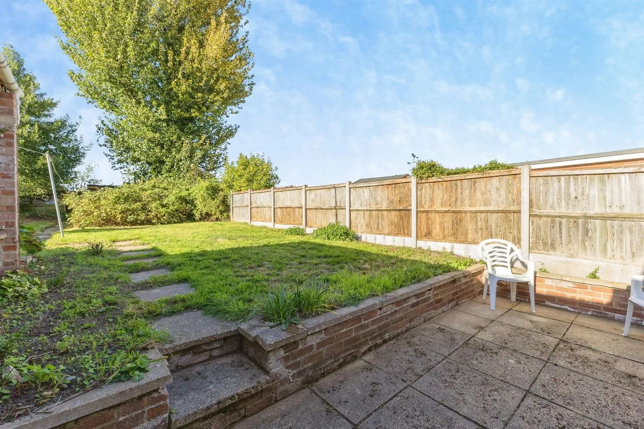 Links Avenue, Norwich, NR6, photo 18