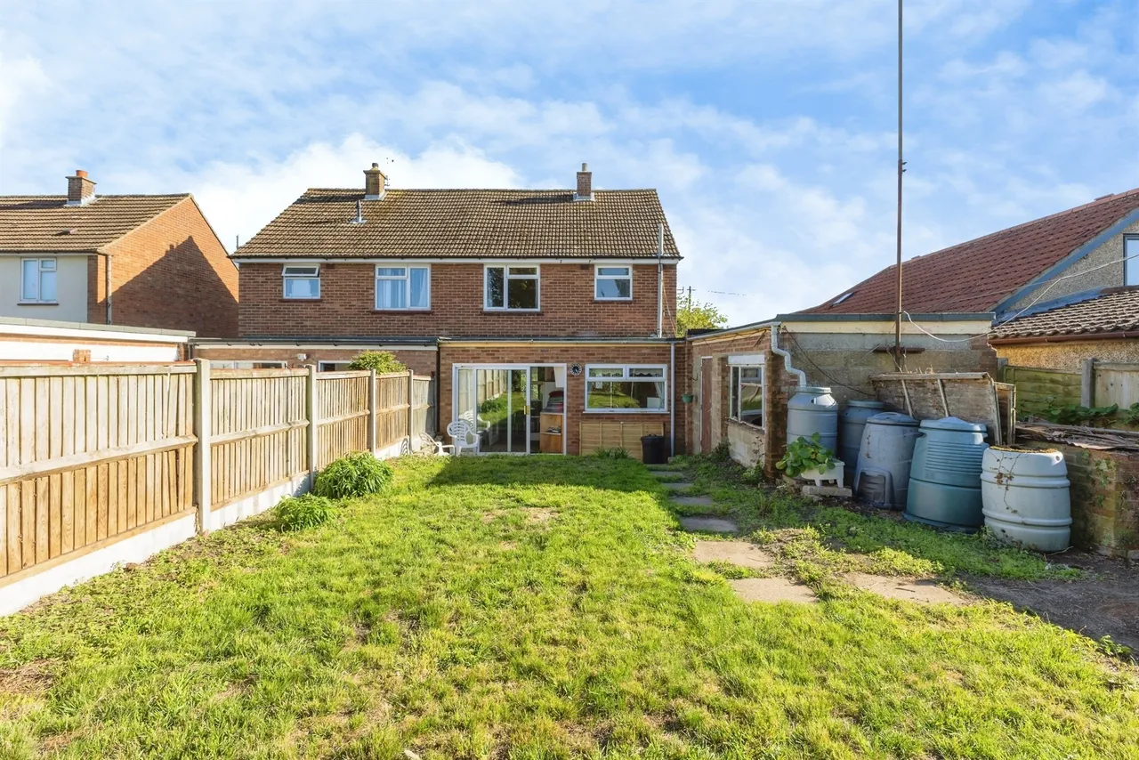 Links Avenue, Norwich, NR6, photo 15