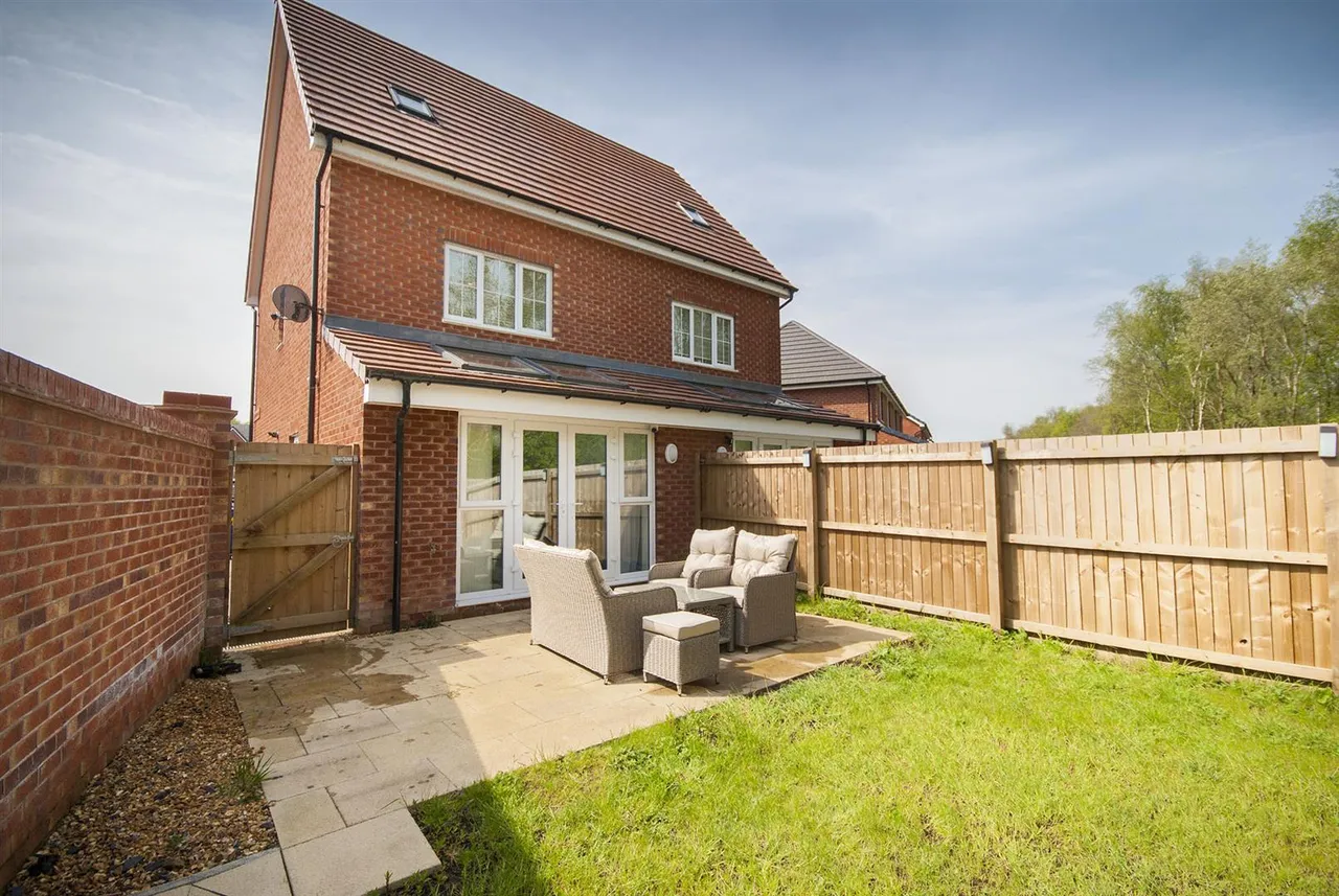 Bowler avenue, Accrington, BB5 5FX, photo 24