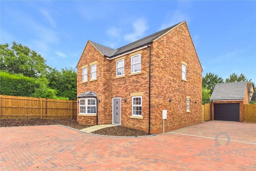 4 bed house for sale — Rockingham Mews, Kettering, Northamptonshire, NN16