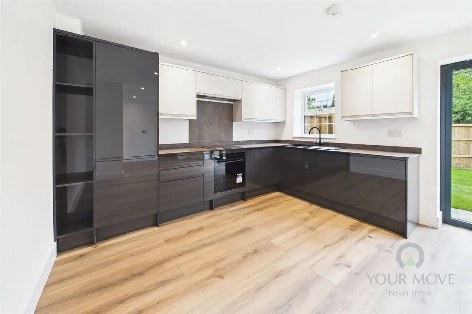 Rockingham Mews, Kettering, Northamptonshire, NN16, photo 6