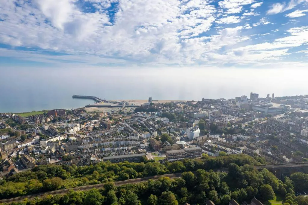 Linden Crescent, Folkestone, CT19, photo 5
