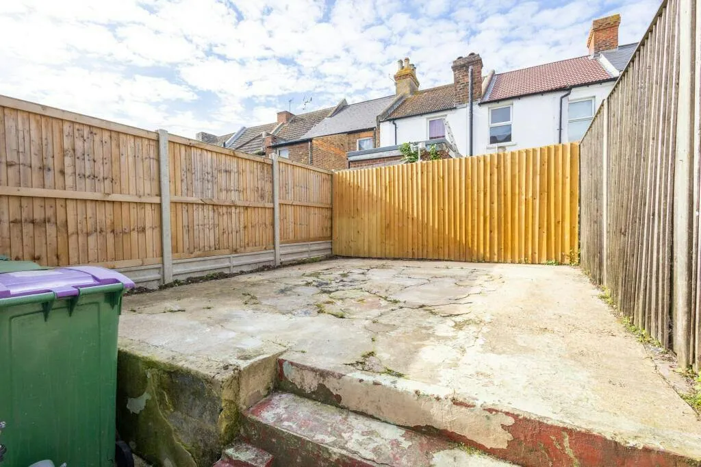 Linden Crescent, Folkestone, CT19, photo 8