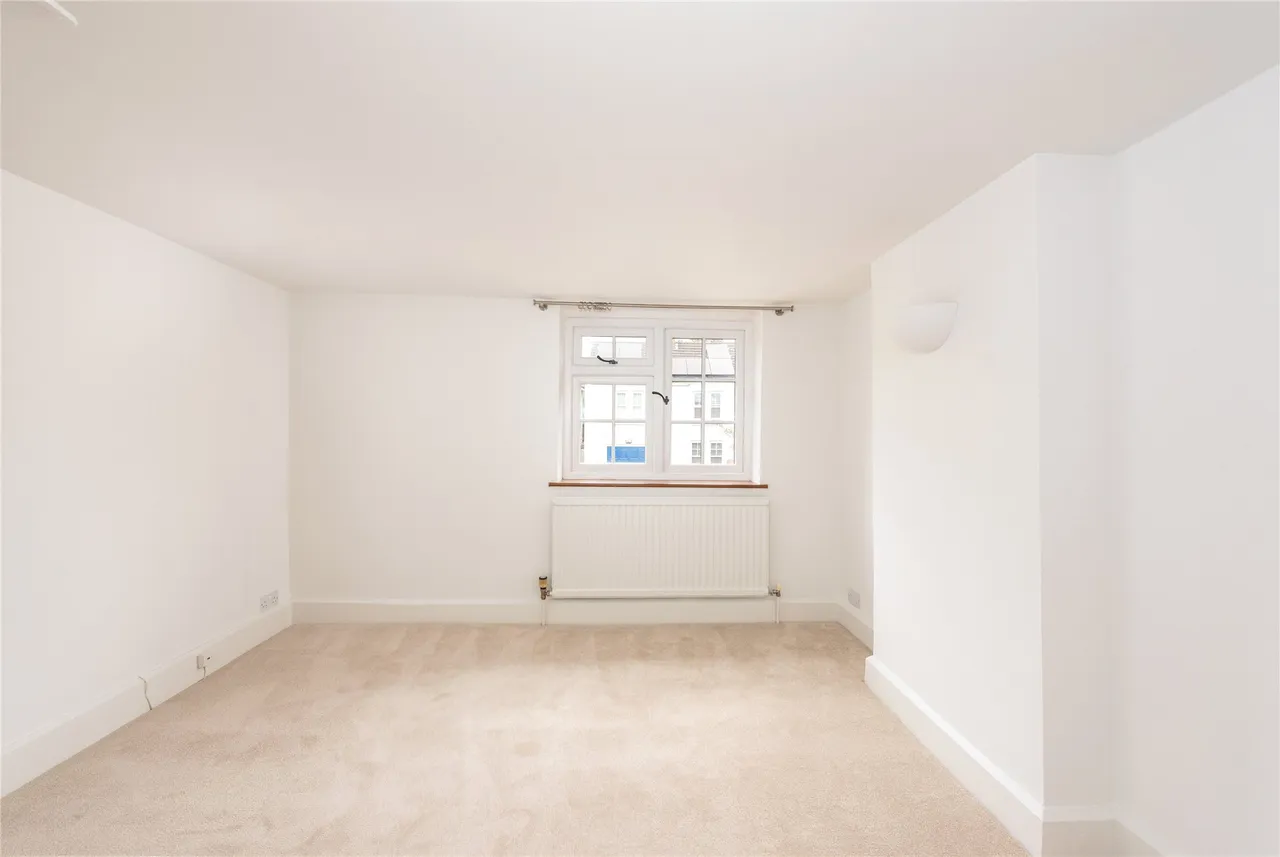 London Road, Loughton, MK5, photo 12
