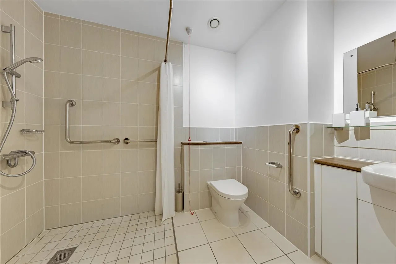 London Road, Guildford, GU1, photo 18