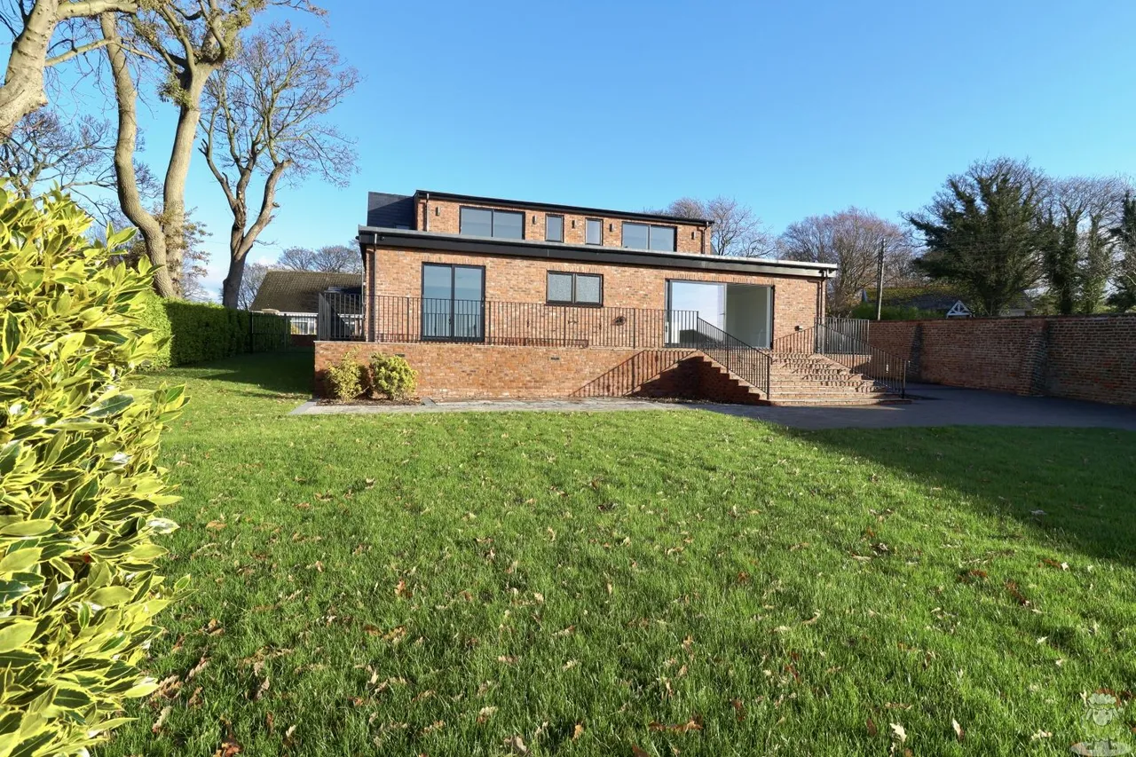 Lawn Drive, West Boldon, NE36, photo 28