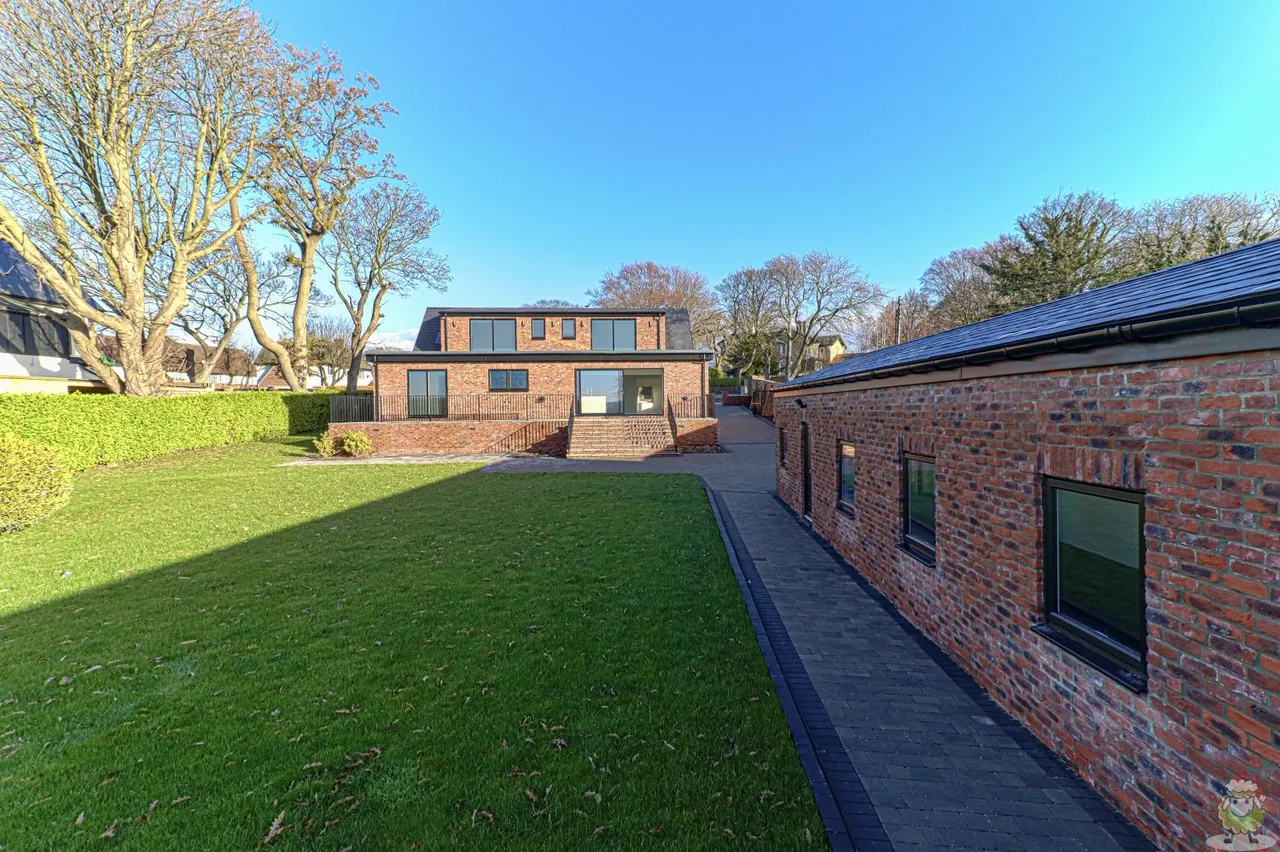 Lawn Drive, West Boldon, NE36, photo 6